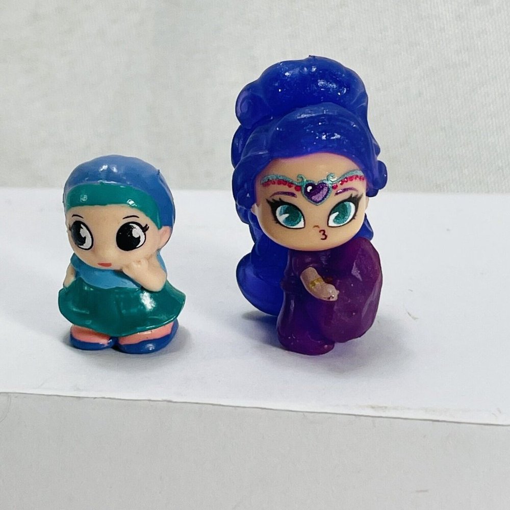 Shimmer and Shine 1 Teenie Genies Mini Figure And 1 Squinkie - Picture 2 of 12